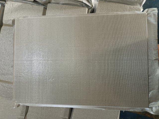 STP保溫板用于電動(dòng)汽車行業(yè)市場“一片藍(lán)?！?></div>
                            <div   id=